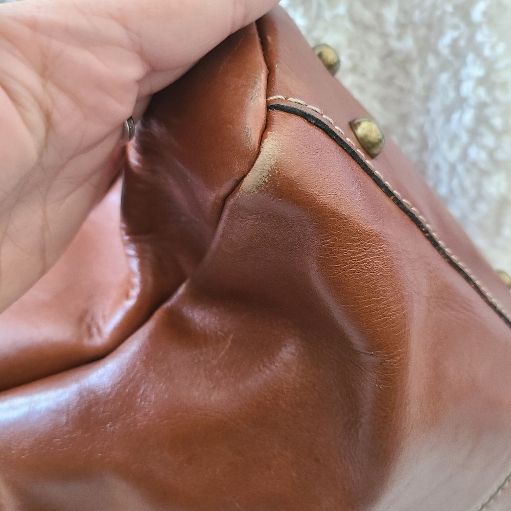Patricia Nash Poppy‎ Tote in Burnished Tooled Gold - Picture 8 of 14